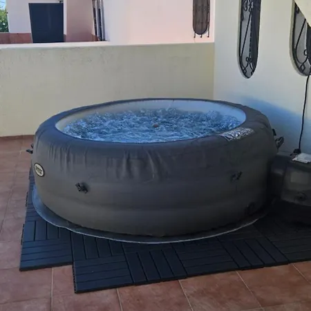 בית הארחה Ohana *