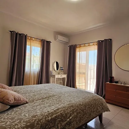 בית הארחה Ohana *